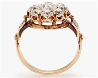 89: 18k Old Mine Diamond Cluster Ring