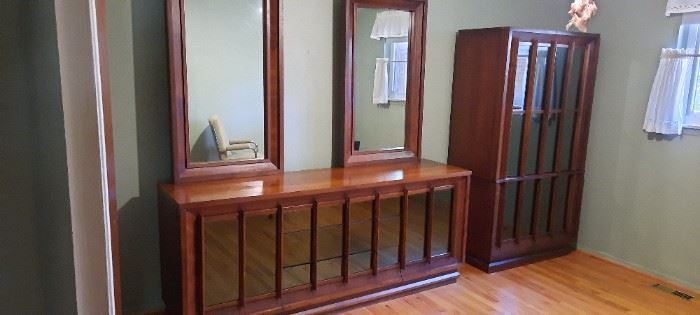 MCM BEDROOM SET possibly Mansfield Furniture of Canada