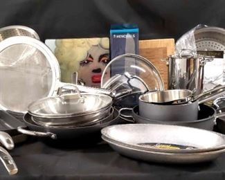 ENDING ON SATURDAY NIGHT!
"Seasonal Storage Spectacular" in Augusta, GA. Starts Closing Sat 11/19 at 8pm. Pickup: 11/21 2-6pm. Please click here to see more photos, descriptions, and current bids: https://ctbids.com/estate-sale/18971