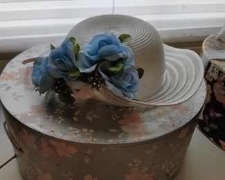 vintage white hat with blue floral