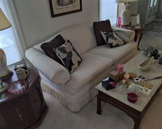 white couch, deco pillows