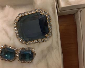 jewel broach