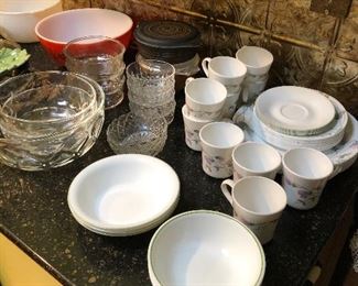 Corelle set of dishes 