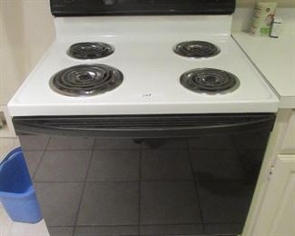 WHIRLPOOL SUPER CAPACITY 465 ELECTRIC OVEN