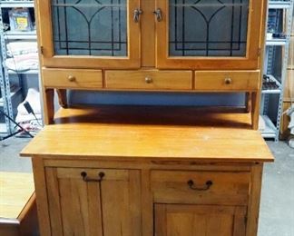 Antique Maple 2 Piece Hutch With Frosted Glass