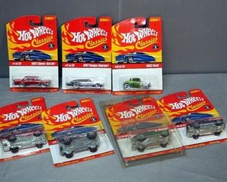 Hot Wheels Die Cast Series 1 Classics, Color Shifters And Holliday Limited Editions, Qty 12