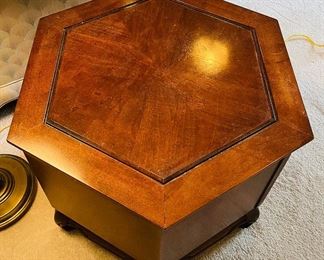 8_____$180 
Octogonal Henrendon side table/cabinet 28x24x21H
