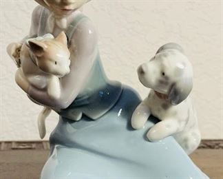 #73 - $26 - Lladro Little Friskies #5032 Girl figurine Cat & Dog 