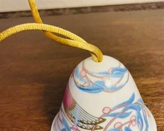 #81 - $30 Lladro bell painted angel 