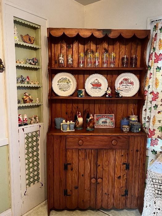 Douglas fir or Southern yellow pine v-groove hutch with scalloped trim.
41” wide
77” high
12” front to back
