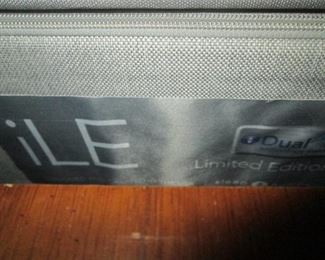 iLE Dual Sleep Number King 