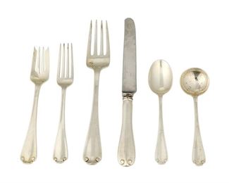 4118
A Tiffany & Co. "Flemish" Sterling Silver Partial Flatware Service
Circa 1907-1947, directorship of John C. Moore II
Each marked for Tiffany & Co. sterling
Comprising 11 hollow-handled New French place knives (9.25"), 10 place forks (7"), 11 salad forks 6.75"), 11 teaspoons (6"), 8 bouillon spoons (5.375"), and 1 serving fork (8.625"), 52 pieces
Weighable sterling: 62.815 oz. troy approximately
Estimate: $1,000 - $1,500