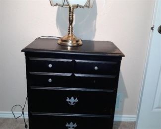 Small chest of drawers 