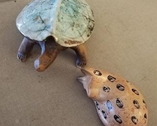 Turtle and cat 