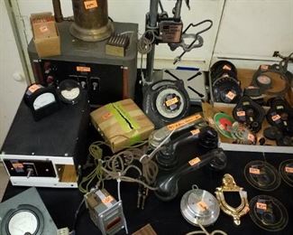 Antique electronics 