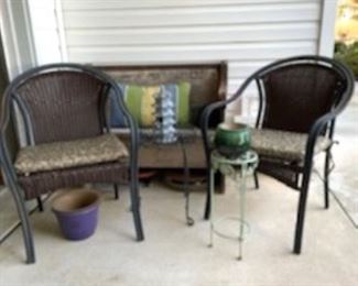 Outdoor Chairs & Bench