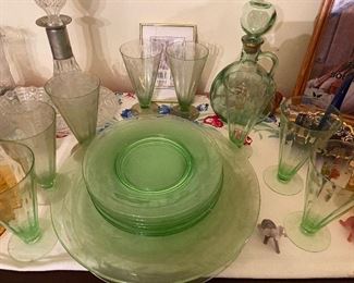 ❤️ green depression glass (lots) of colorful 
