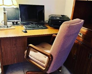 Full size office desk, printer stand and chair 