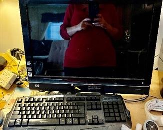 Working Computer and printer available 