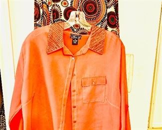 Pretty in orange. Size XL
