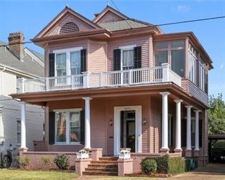 Historic Uptown victorian in the golden triangle