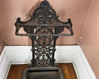 Iron umbrella holder