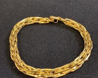 R108 14k Gold Italy Bracelet