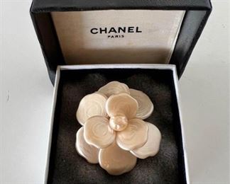 Chanel Maison Gripoix Camelia Brooch/Pendant
