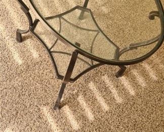 Glass coffee table, H21, W25, D18.     $40