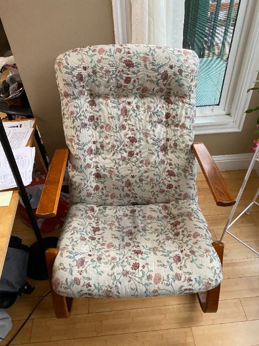 Rocking chair - Fair Condition $35