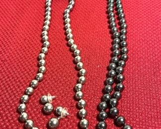 Carolee Tahitian Style Faux Pearl Necklace Earrings