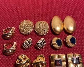 Costume Jewelry Gold Clipon Earrings Napier, Swarovski