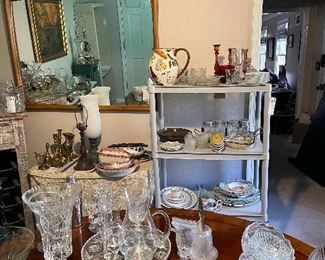Crystal, decorative glass and household items