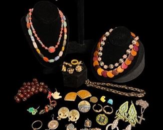 Collection Costume Jewelry