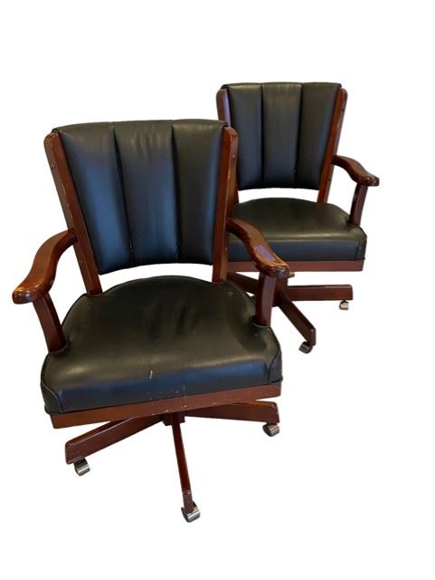 Set of 4 Game Table Arm Chairs EC146-35
Regular price$1,200.00 USD      Description: Treat your friends and loved ones to luxurious comfort and soothing relaxation. This rolling arm chair has a look and feel that's truly exquisite. Its soft, thick seat cushion and supportive seat back are upholstered in smooth, sumptuous black leather. Its simple silhouette is enhanced by a pleasing chestnut finish, giving it a classy and tasteful appearance. 
Condition: Very good
Dimensions: 24 x 28 x 36"H
Local pick up Vienna VA.  Located on first floor.  Please contact us for shipper suggestions.     https://goodbyhello.com/products/set-of-4-chairs-ec146-35?_pos=1&_sid=f29466201&_ss=r