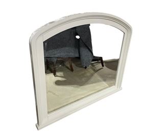 $100.00 USD     White Wood Arch Top Framed Mirror KG136-34     Description:  An elegant antique white finish with a striking arched design for a classic but timeless touch on this mirror.
Condition: Very good condition
Dimensions: 46 x 40.5"H
Local pick up Ashburn VA.  Contact us for shipper suggestions.     https://goodbyhello.com/products/white-wood-frame-mirror-kg136-31?_pos=1&_sid=3201791fd&_ss=r