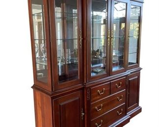 $200.00 USD    ALL OFFERS CONSIDERED! Pennsylvania House 2 Pc Lighted China Cabinet/Hutch KG136-15      Description:  Transitional Two Piece Lighted 6 Door China Cabinet:  Pediment over 2 raised panel Doors Set Back from the 4 center drawers. 
Condition: Very good condition
Dimensions: 76 x 17.5 x 84"H
Local pick up Ashburn VA.  Contact us for shipper suggestions.     https://goodbyhello.com/products/pennsylvania-house-2-pc-lighted-chichina-cabinet-hutch-kg136-15?_pos=1&_sid=c04ab7a71&_ss=r