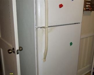 working refrigerator