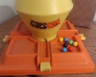 marx toys cats eye with original marbles