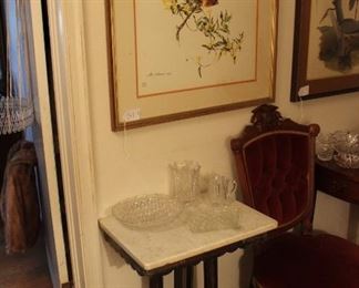 ARTIST LEE ADAMS, MARBLE TOP ACCENT TABLE