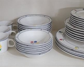 Tulip Tyme Dinnerware Set