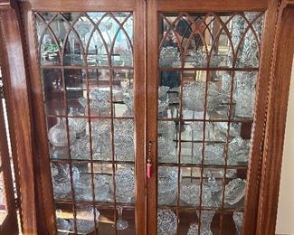 Gorgeous crystal cabinet with unique lined. Lovely condition 65'5" high