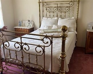 Antique Brass wrap around bed - full size
