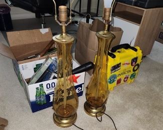 pair mid century modern lamps