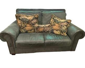 $190 USD Sage Green Leather 2 Cushion Loveseat Rolled Arms & Brass Nailhead MA133-25 Description: Bring a touch of excellent southwestern style into your home with this handsome loveseat. Its soft faux leather upholstery, elegant nailhead trim is a threat of comfort and style.
Condition: Used with wear typical of age and use. Please see photo's for more detail.
Dimensions: 69 X 36 X 34"H
Local pick up Bethesda, MD. Contact us for shipper suggestions https://goodbyhello.com/products/green-leather-couch-ma133-25?_pos=1&_sid=1b970aad8&_ss=r