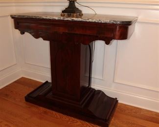 Presell @ $8998
Federal Mahogany Mixing Parlor Table. Original black and white marble. Attributed to noted Philadelphia cabinet maker, Anthony Quervelle. Circa 1835
Dimensions: 35”H x 42”W x 18”D
Stock #019