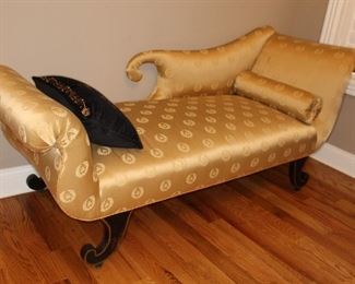 Presell @ $3498
Regency Chaise Reclaimer - ebonized and stenciled shaped feet with curved ends. Circa 1820
Dimensions: 29 1/2”H x 61”W x 26”D
Stock #035