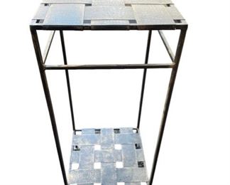 $125 - Large Weave Metal Top Plant Stand / Accent Table AB147-6                                                                                               Description: Woven square side table / plant stand is handcrafted from solid steel and features a woven patterned table top. Use our side table as is or place a piece of tempered glass or stone slab atop of the woven pattern. Pair the table outdoors for a luxurious backyard setting or use indoors as a plant stand.

Condition: Very good

Measurements: 12 x 12 x 30"H

Local pick up Rockville, MD.  Contact us for shipper suggestions