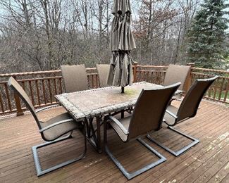 PATIO TABLE SET