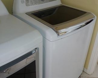 Kenmore Elite Washer &  Dryer